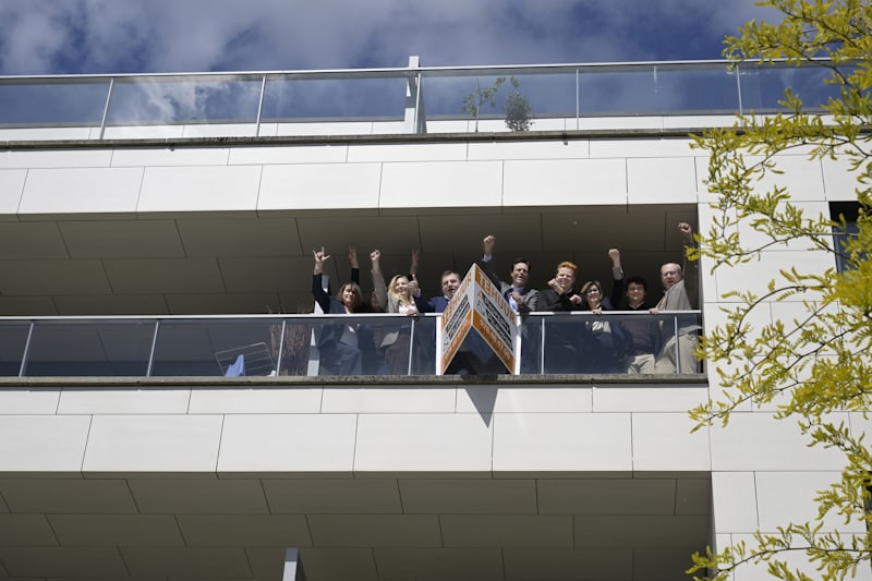 Leadership reviewing offshore team operations